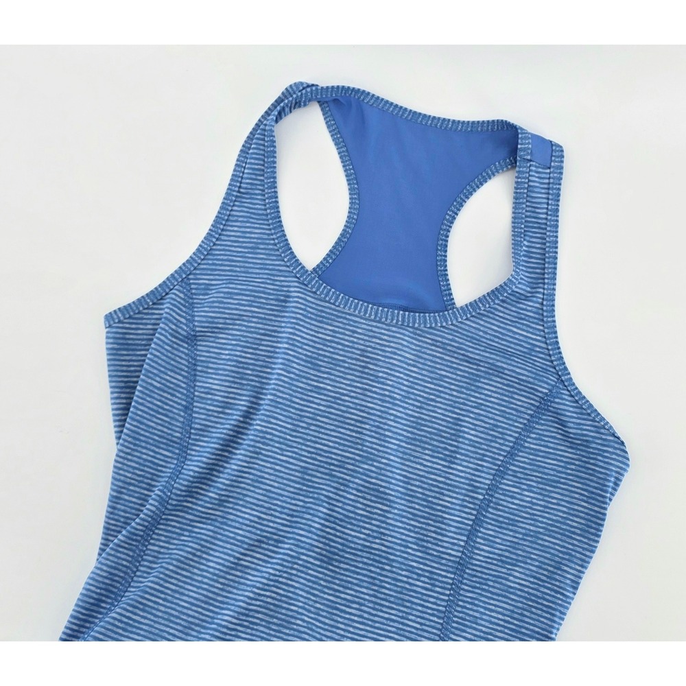 Danskin Now Active Racerback Tank Top Size 8-10 Medium Womens Blue Striped Gym